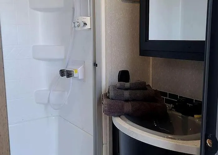 Vakantiehuis Comfortable Family-friendly Rv With Loft, Private Deck & Firepit Near Williams, Arizona *