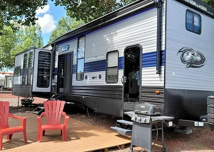 Comfortable Family-friendly Rv With Loft, Private Deck & Firepit Near Williams, Arizona * Williams